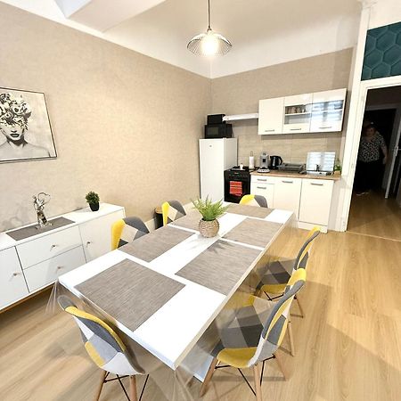 Le Retro Apartman Saint-Laurent-sur-Saone Kültér fotó